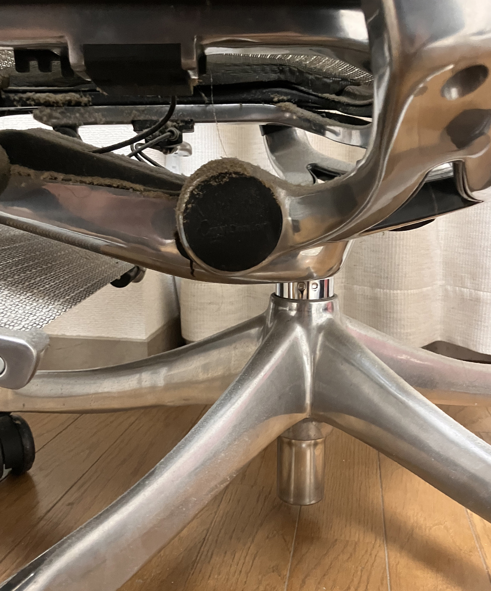 買い替え前のシリンダー（最低位置）